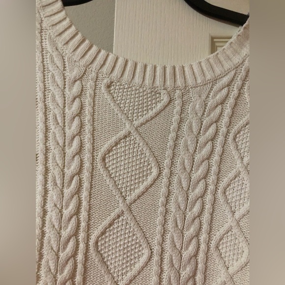 BCBG generation ivory lace sweater cotton/acrilic, short sleeve. - Picture 4 of 7